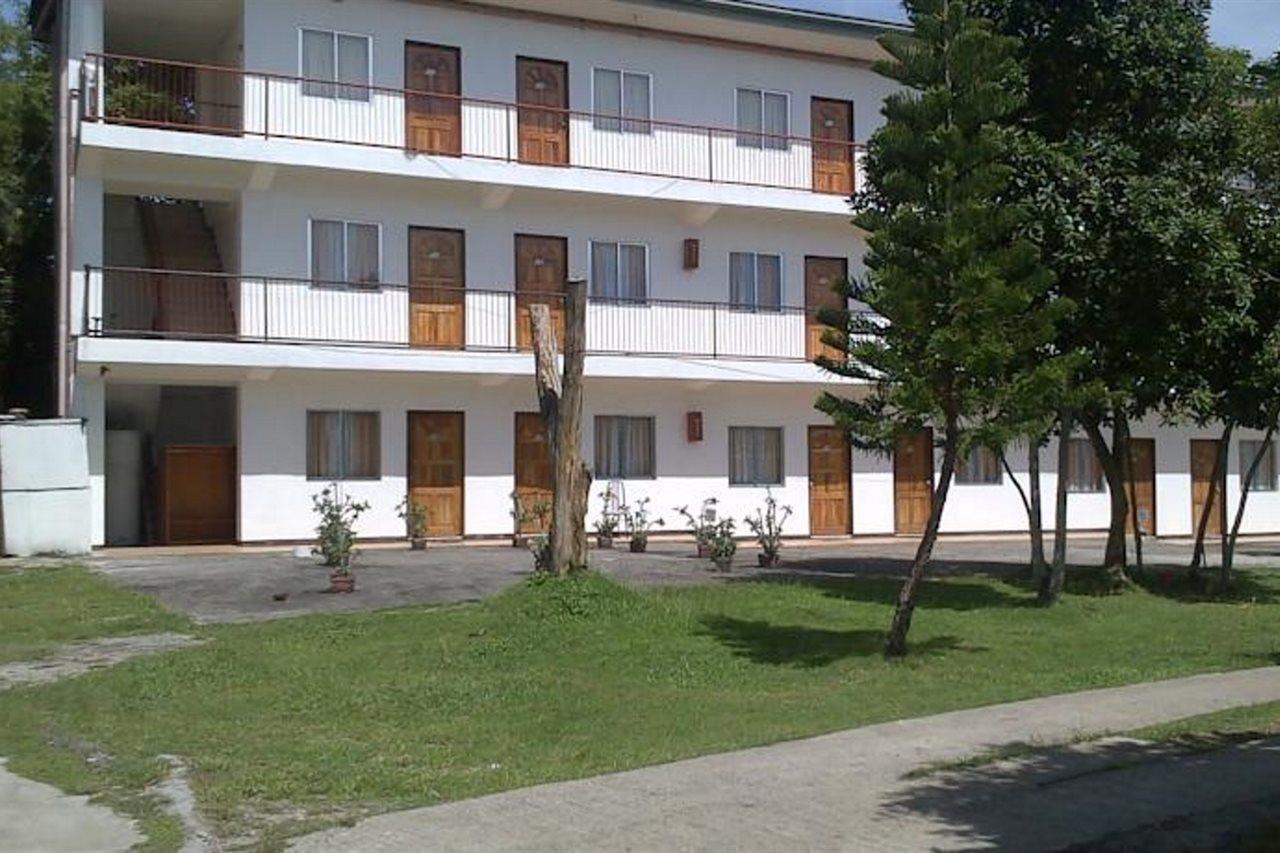 Ladaga Inn & Restaurant Панглао Экстерьер фото